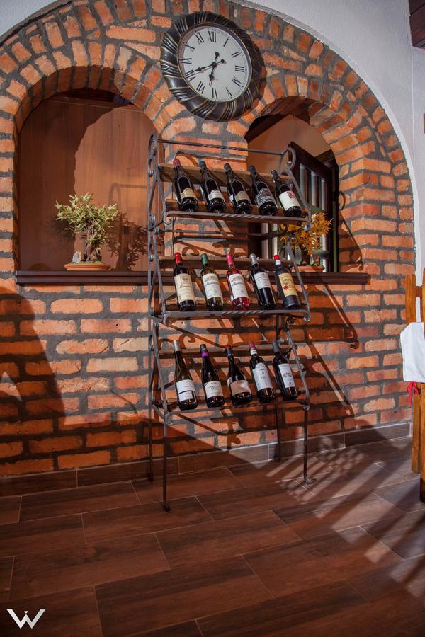 Hotel Dvor Bijelo Polje Luaran gambar